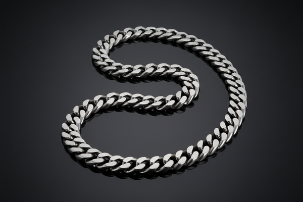 Why the 7mm Cuban Chain Is the Only Chain Most Men Will Ever Need